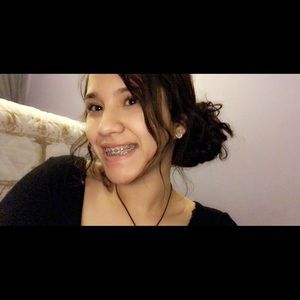 Meet your Posher, Nilda